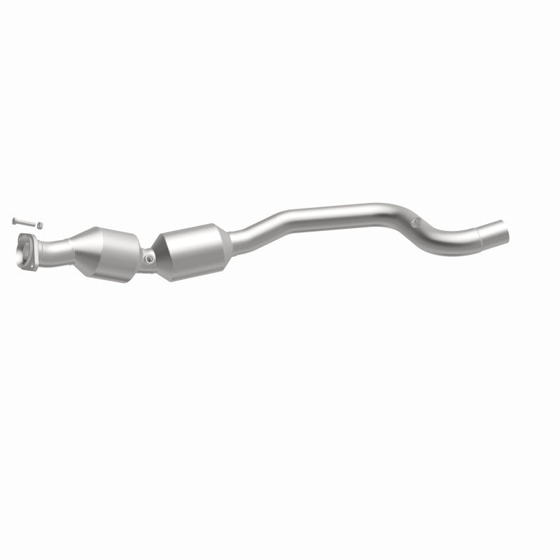 MagnaFlow 13-17 Range Rover V8 5 OEM Underbody Direct Fit EPA Compliant Catalytic Converter - DTX Performance