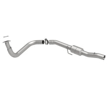 Load image into Gallery viewer, MagnaFlow Conv DF 00-06 Chevy/GMC D/S OEM - DTX Performance