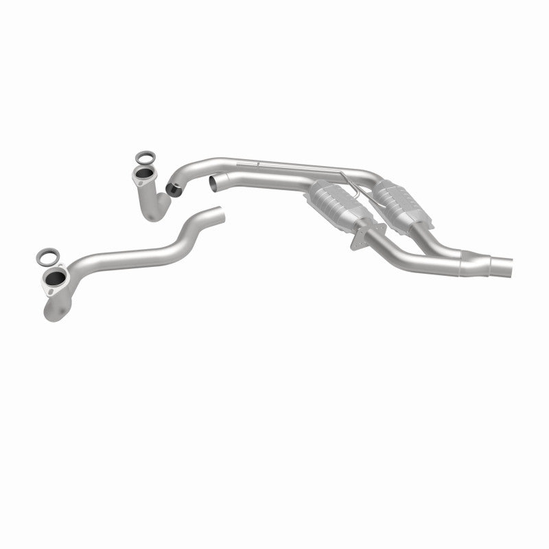 MagnaFlow Conv DF GM 89 92 (2.5in Tubing) - DTX Performance