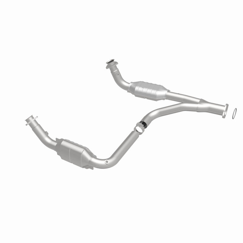 MagnaFlow Conv DF 07-09 Chevrolet/GMC Silverado/Sierra 2500 HD 6.0L Y-Pipe Assembly excludes Classic - DTX Performance