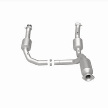 Load image into Gallery viewer, MagnaFlow 2021 Chevrolet Express 2500 4.3L Underbody Direct-Fit Catalytic Converter - DTX Performance