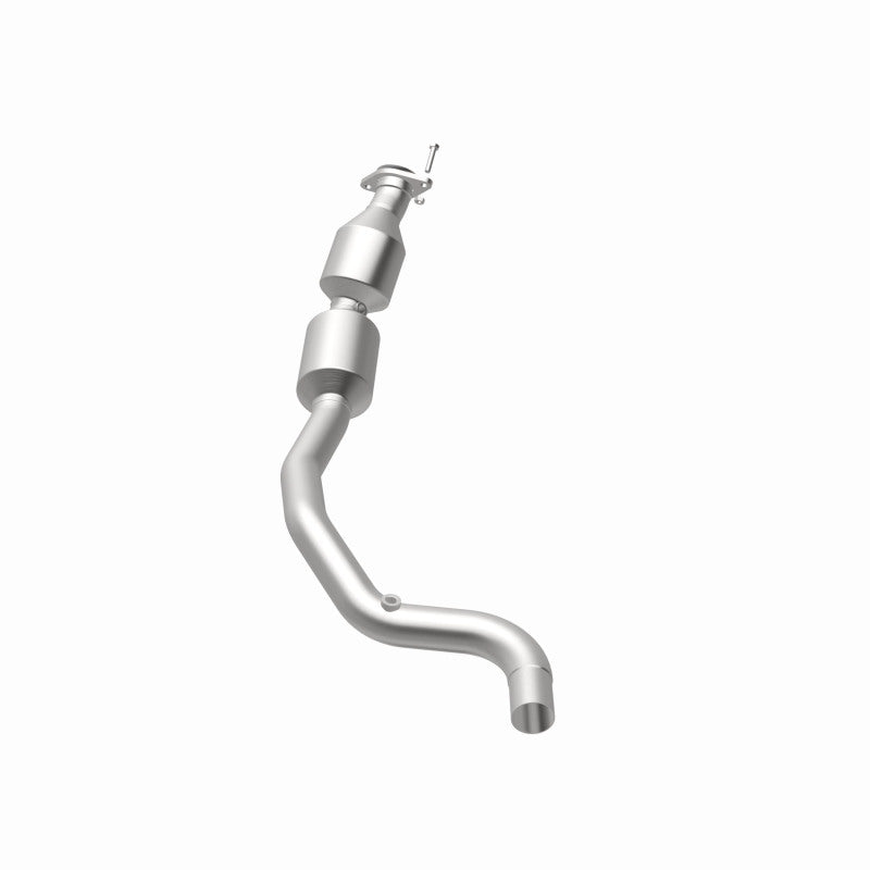 MagnaFlow 13-17 Range Rover V8 5 OEM Underbody Direct Fit EPA Compliant Catalytic Converter - DTX Performance