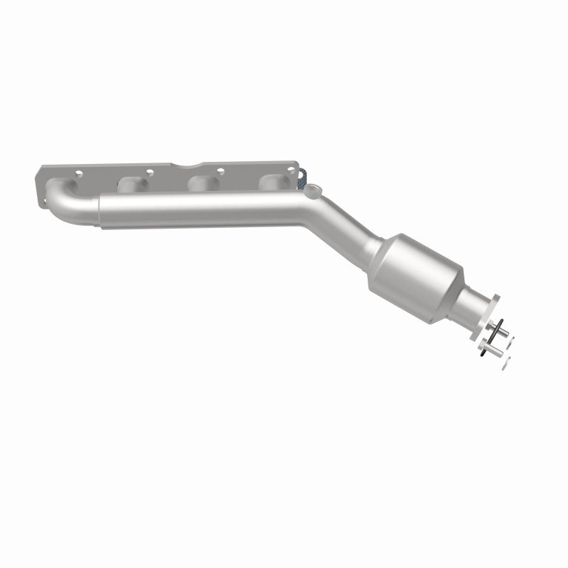 MagnaFlow Direct-Fit California Manifold Catalytic Converter 04-06 Nissan Titan 5.6L V8 - DTX Performance