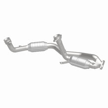 Load image into Gallery viewer, MagnaFlow Conv DF 96-99 Taurus 3.4L Front C - DTX Performance