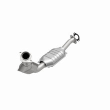 Load image into Gallery viewer, Magnaflow Conv DF 03-06 Ford Crown Victoria / 03-06 Lincoln Town Car 4.6L (California) - DTX Performance