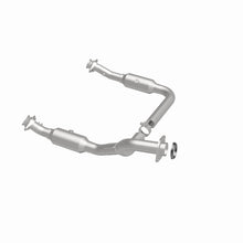 Load image into Gallery viewer, MagnaFlow Conv DF 06-09 Ford Explorer 4.6L Y-Pipe Assy/07-09 Explorer Sport Trac 4.6L - DTX Performance