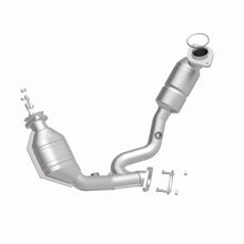 Load image into Gallery viewer, MagnaFlow Conv DF 00-03 Ford Taurus 3.0 Front - DTX Performance