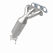 Load image into Gallery viewer, MagnaFlow Conv DF 04-05 Suz Verona2.5 Manifold Rear - DTX Performance