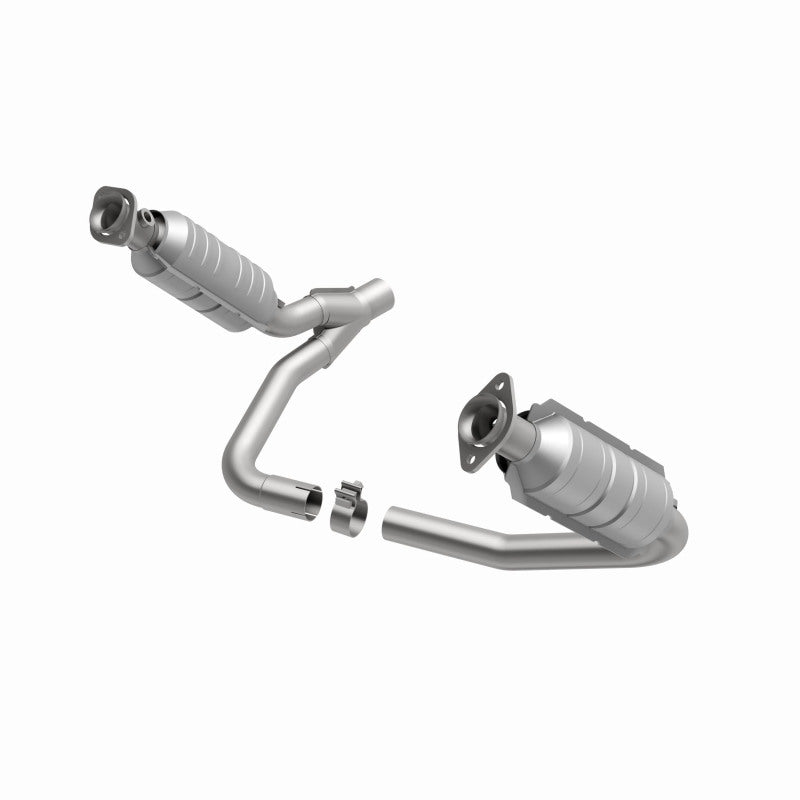 MagnaFlow 06 Mitsubishi Raider Catalytic Converter DF (California) - DTX Performance