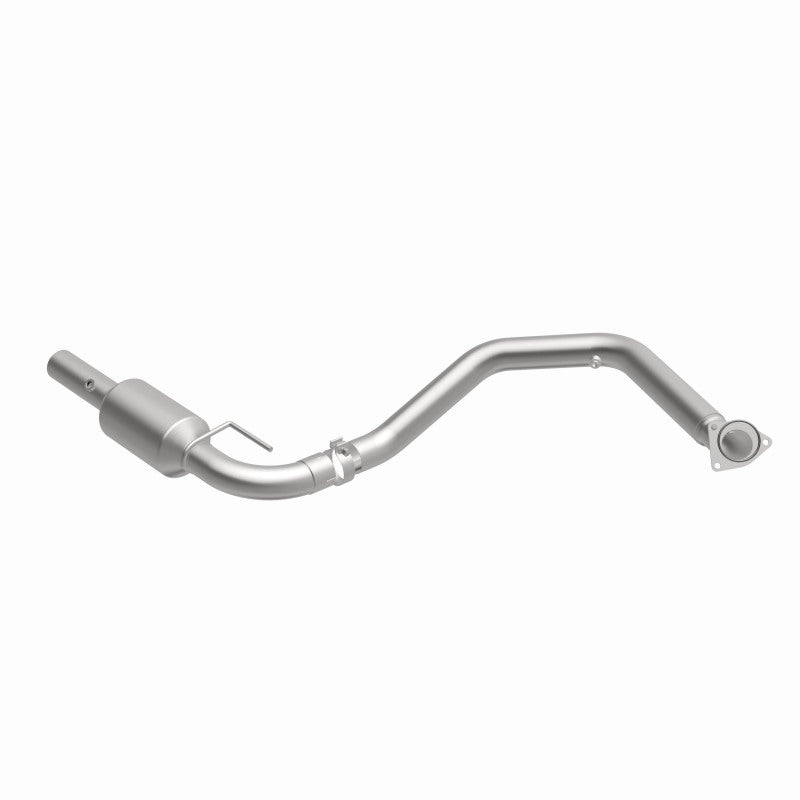 MagnaFlow 2009 Chevrolet Express 4500 V8 6.0L Left Underbody Catalytic Converter - DTX Performance