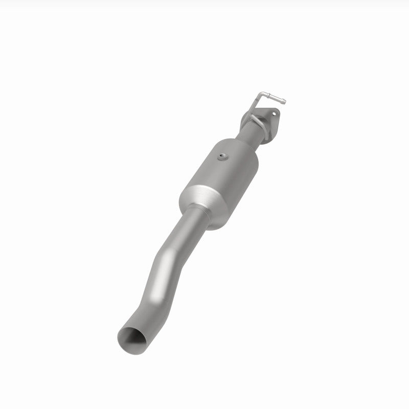 MagnaFlow 16-19 Ford F-650 V10 6.8L Underbody Direct Fit Catalytic Converter - DTX Performance