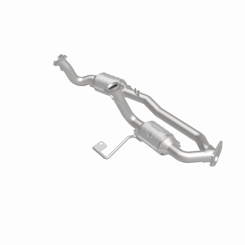 MagnaFlow Conv DF 01-03 Windstar 3.8 OEM - DTX Performance