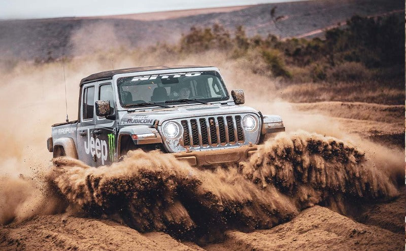 MagnaFlow Cat Back 2018 Jeep Wrangler 2.0L Rock Crawler Series Single Exit Stainless Exhaust - DTX Performance