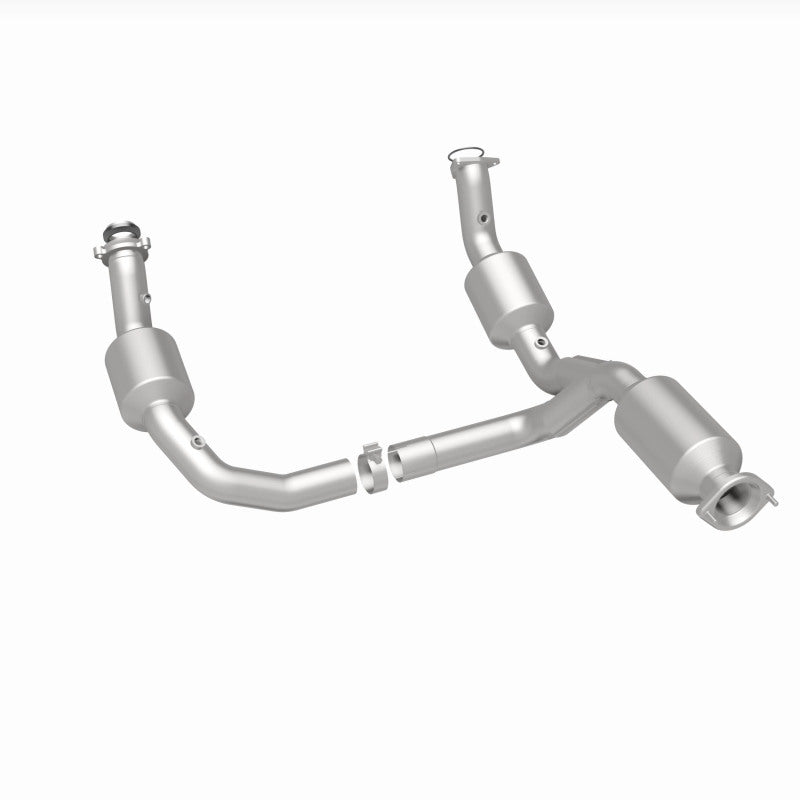 MagnaFlow 2021 Chevrolet Express 2500 4.3L Underbody Direct-Fit Catalytic Converter - DTX Performance