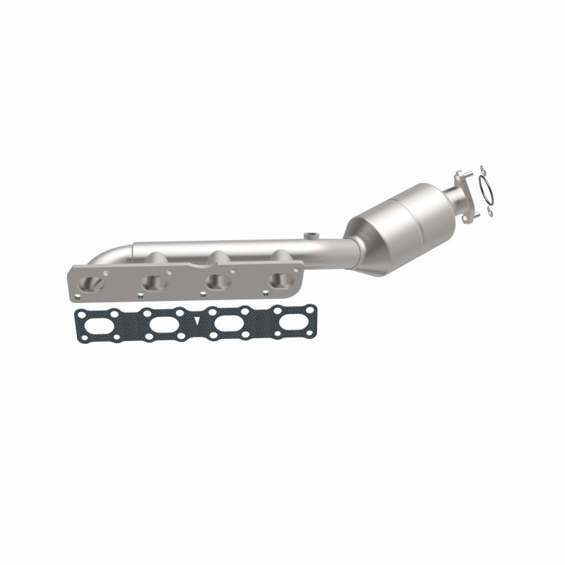 MagnaFlow Direct-Fit SS Catalytic Converter 04-06 Nissan Titan 5.6L V8 (California) - DTX Performance