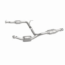 Load image into Gallery viewer, Magnaflow Conv DF 02-03 Ford Explorer 4.0L / 02-03 Mercury Mountaineer 4.0L (California) - DTX Performance