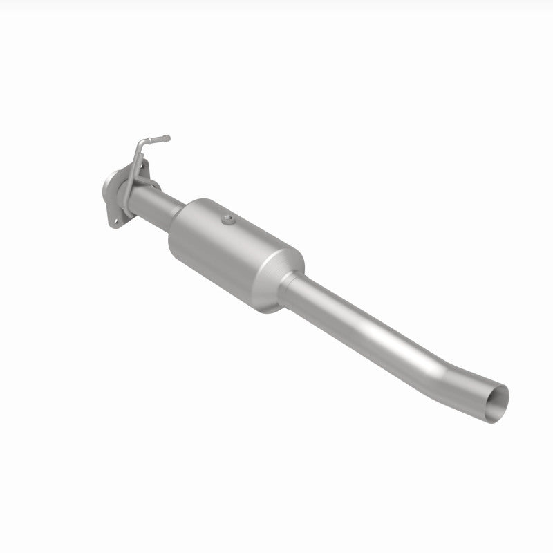 MagnaFlow 16-19 Ford F-650 V10 6.8L Underbody Direct Fit Catalytic Converter - DTX Performance