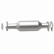 Load image into Gallery viewer, MagnaFlow Honda Odyssey Direct-Fit Catalytic Converter - DTX Performance