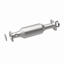 Load image into Gallery viewer, MagnaFlow California Direct-Fit Catalytic Converter 97-01 Honda CR-V L4 2.0L - DTX Performance