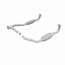 Load image into Gallery viewer, MagnaFlow Conv DF 97 Land Rover Defender 90 4.0L Y-Pipe Assy / 96-99 Discovery 4.0L Y-Pipe Assy - DTX Performance