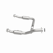 Load image into Gallery viewer, MagnaFlow Conv DF 06-09 Ford Explorer 4.6L Y-Pipe Assy/07-09 Explorer Sport Trac 4.6L - DTX Performance