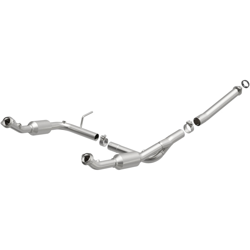 MagnaFlow Conv Direct Fit OEM 2004-2005 Ford Explorer/Mercury Mountaineer Underbody - DTX Performance