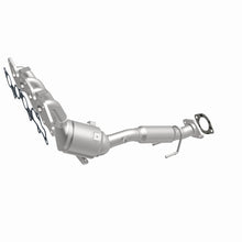 Load image into Gallery viewer, MagnaFlow 14-15 Ford Transit Connect OEM Grade Federal/EPA Compliant Manifold Catalytic Converter - DTX Performance