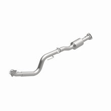 Load image into Gallery viewer, MagnaFlow 2009 Chevrolet Express 4500 V8 6.0L Right Underbody Catalytic Converter - DTX Performance