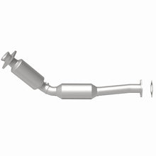 Load image into Gallery viewer, MagnaFlow 04-11 Lincoln Town Car V8 4.6L GAS California Catalytic Converter Direct Fit - DTX Performance