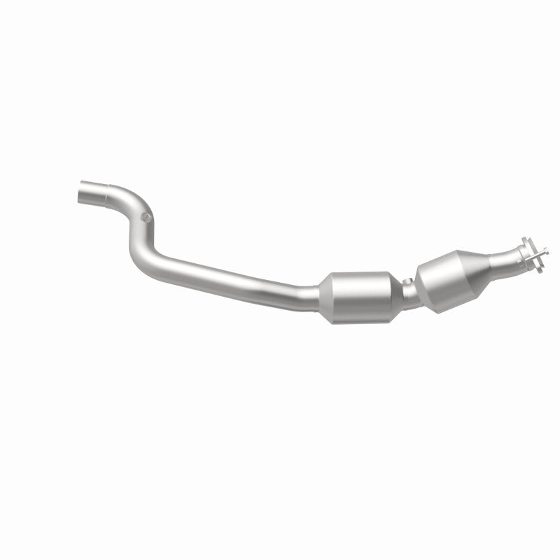 MagnaFlow 13-17 Range Rover V8 5 OEM Underbody Direct Fit EPA Compliant Catalytic Converter - DTX Performance