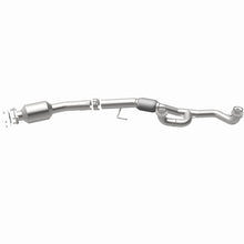 Load image into Gallery viewer, MagnaFlow 18-20 Honda Odyssey V6 3.5L OEM Underbody Single Grade Direct-Fit Catalytic Converter - DTX Performance