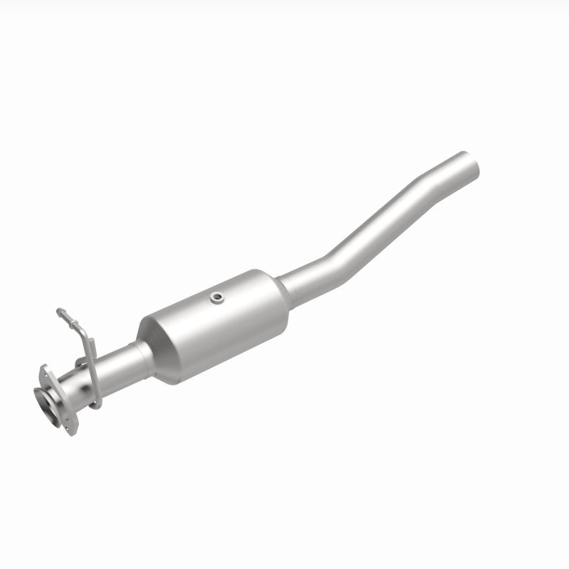 MagnaFlow 16-19 Ford F-53 V10 6.8L Underbody Direct-Fit Catalytic Converter - DTX Performance