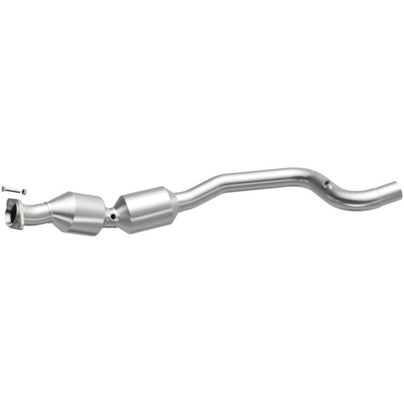 MagnaFlow 13-17 Range Rover V8 5 OEM Underbody Direct Fit EPA Compliant Catalytic Converter - DTX Performance