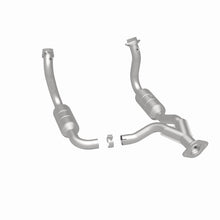 Load image into Gallery viewer, Magnaflow Conv DF 08-10 Ford F-250/F-250 SD/F-350/F-350 SD 5.4L/6.8L / F-450 SD 6.8L Y-Pipe Assembly - DTX Performance