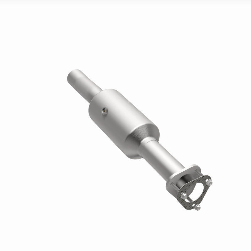 MagnaFlow 16-19 Ford E-450 Super Duty Base V10 6.8L Underbody Direct-Fit Catalytic Converter - DTX Performance