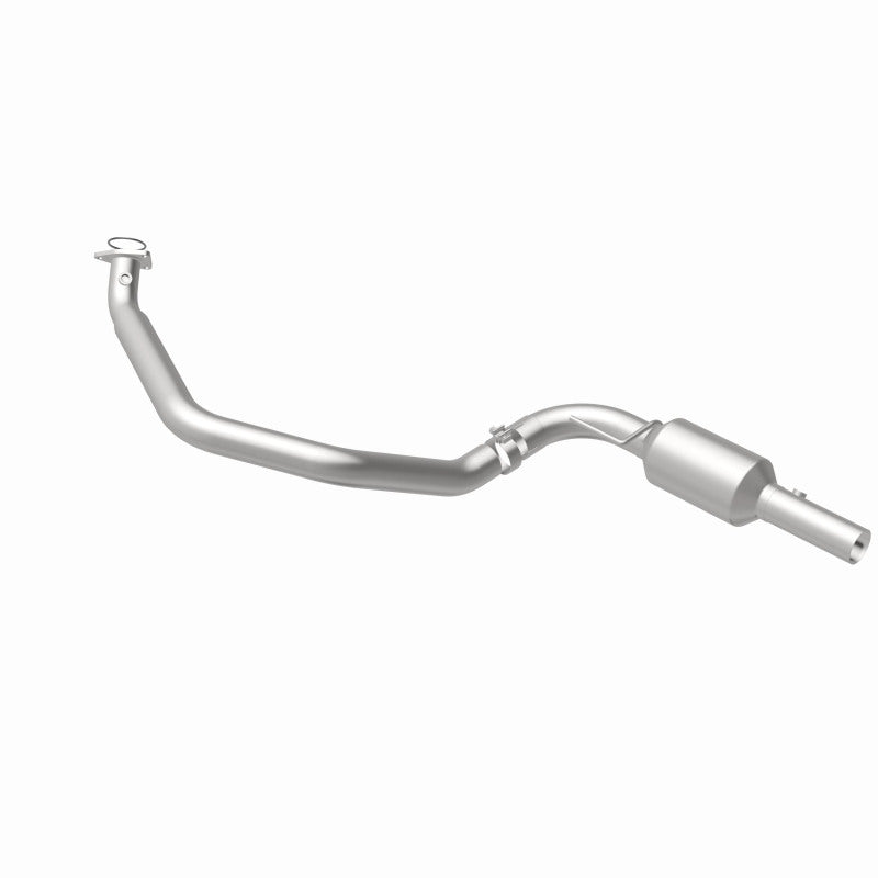 MagnaFlow 2009 Chevrolet Express 4500 V8 6.0L Left Underbody Catalytic Converter - DTX Performance