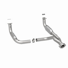 Load image into Gallery viewer, MagnaFlow Conv DF 07-09 Hummer Truck H2 Y-Pipe Assy - DTX Performance