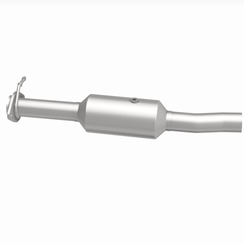 MagnaFlow 09-10 Ford F-550 Super Duty V10 6.8L Rear Underbody Direct Fit Catalytic Converter - DTX Performance