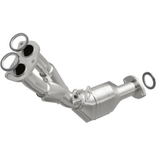 Load image into Gallery viewer, MagnaFlow Conv DF 01-04 Toyota Tacoma Front 2.7L - DTX Performance