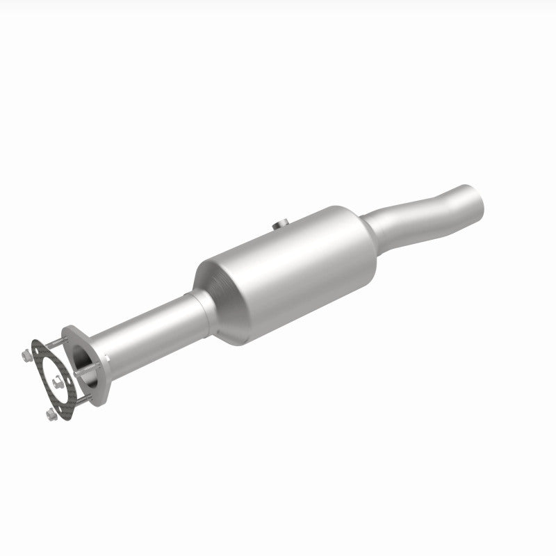 MagnaFlow 16-19 Ford E-450 Super Duty Base V10 6.8L Underbody Direct-Fit Catalytic Converter - DTX Performance