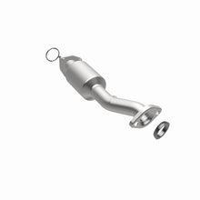 Load image into Gallery viewer, MagnaFlow 15-17 Honda Fit L4 1.5L OEM Grade Direct Fit Catalytic Converter - DTX Performance