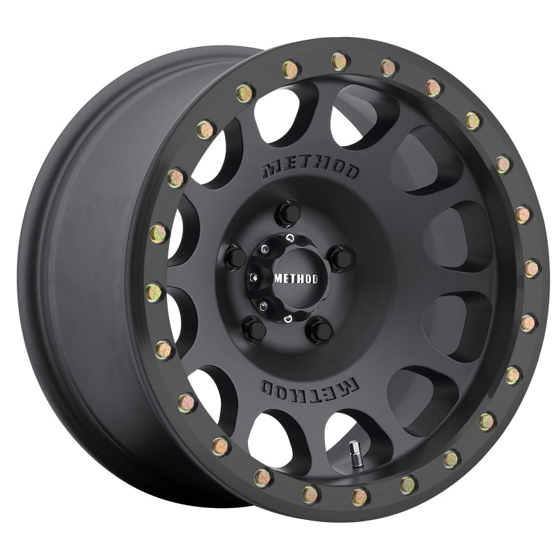 Method MR105 Beadlock 17x8.5 0mm Offset 8x6.5 130.81mm CB Matte Black w/BH-H24125 Wheel - DTX Performance