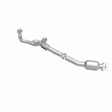 Load image into Gallery viewer, MagnaFlow 18-20 Honda Odyssey V6 3.5L OEM Underbody Single Grade Direct-Fit Catalytic Converter - DTX Performance