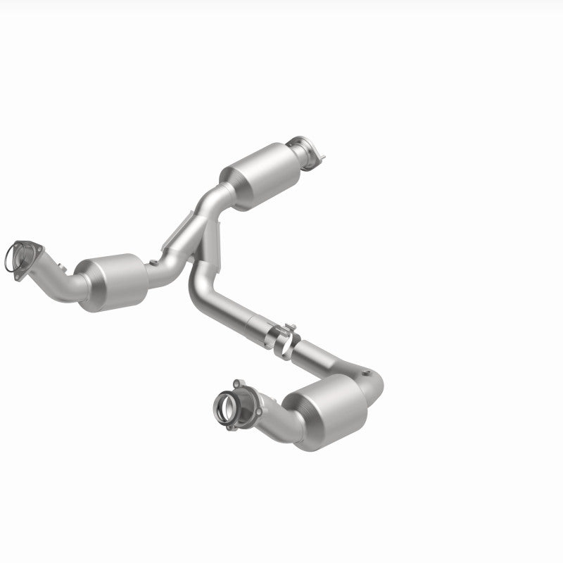 MagnaFlow 2021 Chevrolet Express 2500 4.3L Underbody Direct-Fit Catalytic Converter - DTX Performance