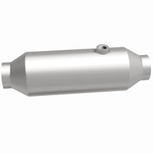 Load image into Gallery viewer, MagnaFlow 99-03 Honda Odyssey V6 3.5L California Grade CARB Compliant Universal Catalytic Converter - DTX Performance