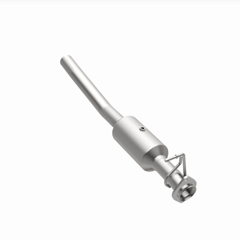 MagnaFlow 16-19 Ford F-53 V10 6.8L Underbody Direct-Fit Catalytic Converter - DTX Performance