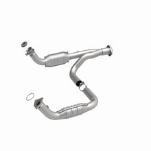 Load image into Gallery viewer, MagnaFlow Conv DF 07-09 Hummer Truck H2 Y-Pipe Assy - DTX Performance