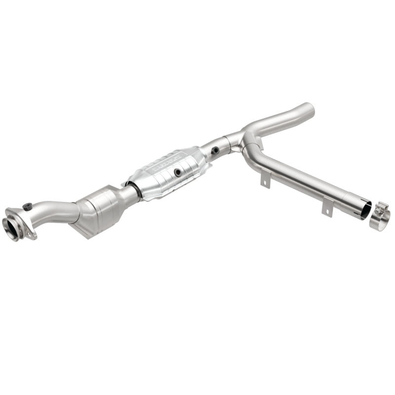 MagnaFlow Conv DF 97-98 Ford Trucks 4.6L - DTX Performance