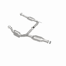 Load image into Gallery viewer, Magnaflow Conv DF 02-03 Ford Explorer 4.0L / 02-03 Mercury Mountaineer 4.0L (California) - DTX Performance