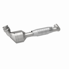 Load image into Gallery viewer, MagnaFlow Catalytic Converter DF 04-06 F-150 Pickup 5.4L 2WD D/S - DTX Performance